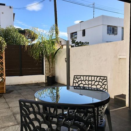 Plage A 400 M Studio Tout Confort Terrasse Clim Parking Hyeres Ngoại thất bức ảnh